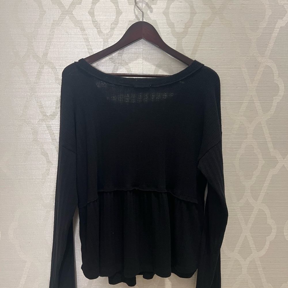 Maurice’s V-Neck Blouse - Picture 3 of 3